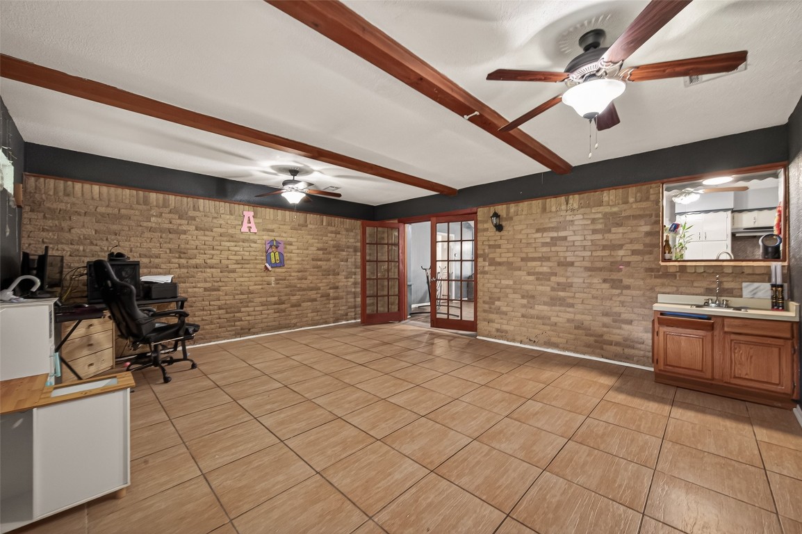 9771 Rambling Trail Houston, TX 77089 - Photo 11 of 37