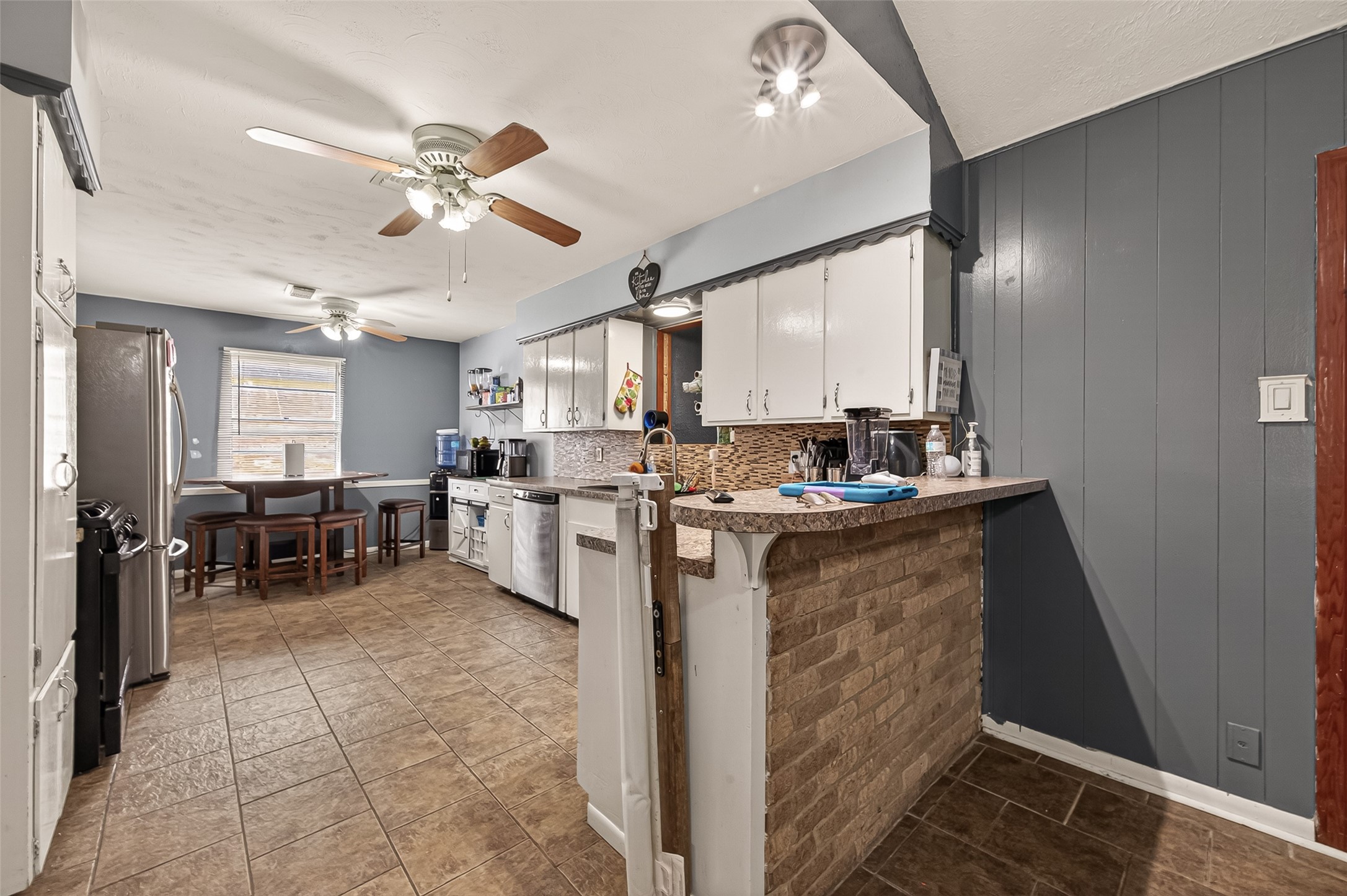 9771 Rambling Trail Houston, TX 77089 - Photo 12 of 37