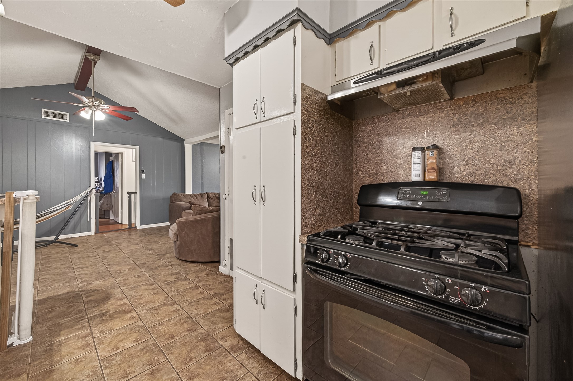 9771 Rambling Trail Houston, TX 77089 - Photo 18 of 37