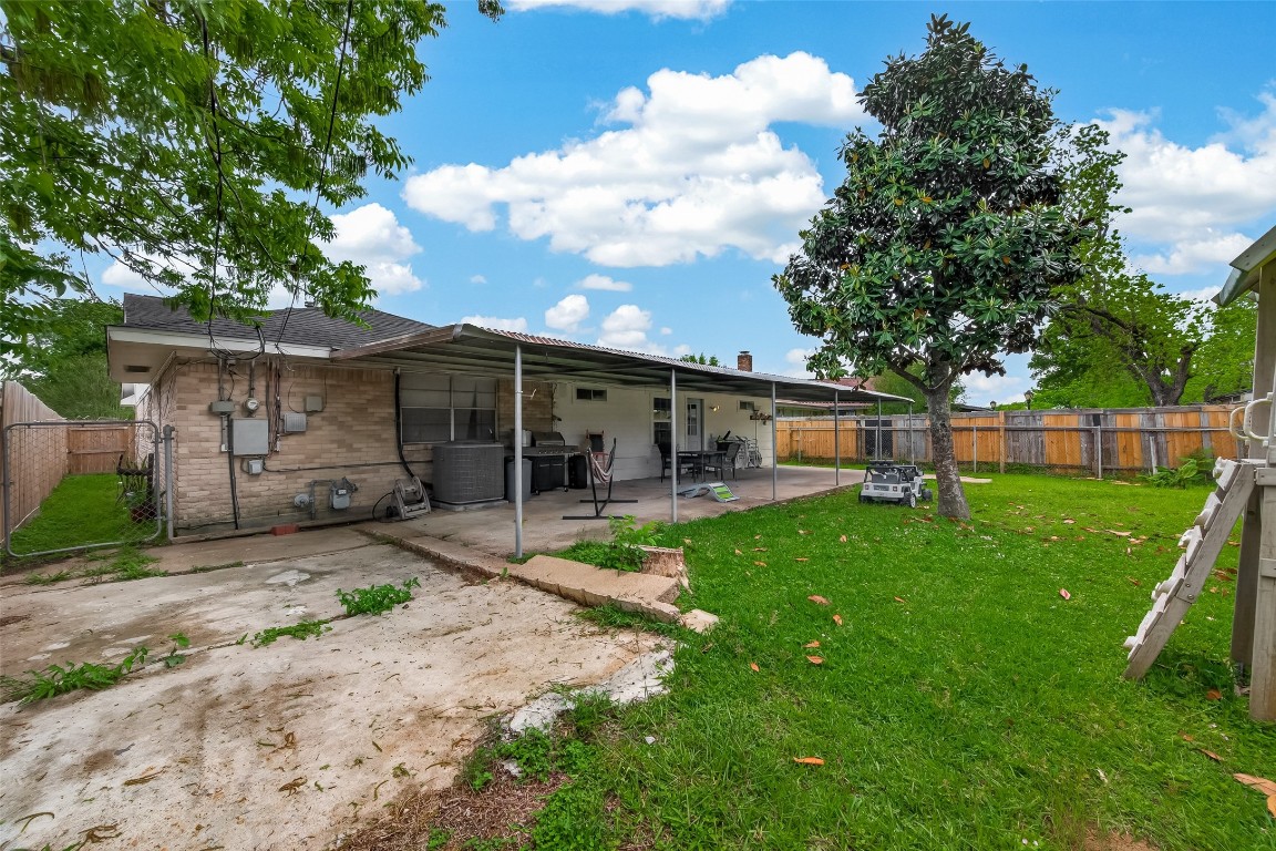 9771 Rambling Trail Houston, TX 77089 - Photo 36 of 37