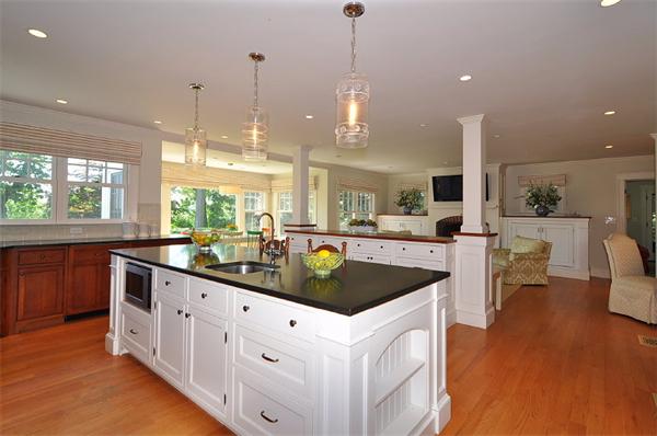 29 Boulder Road Wellesley, MA 02481 - Photo 9 of 28