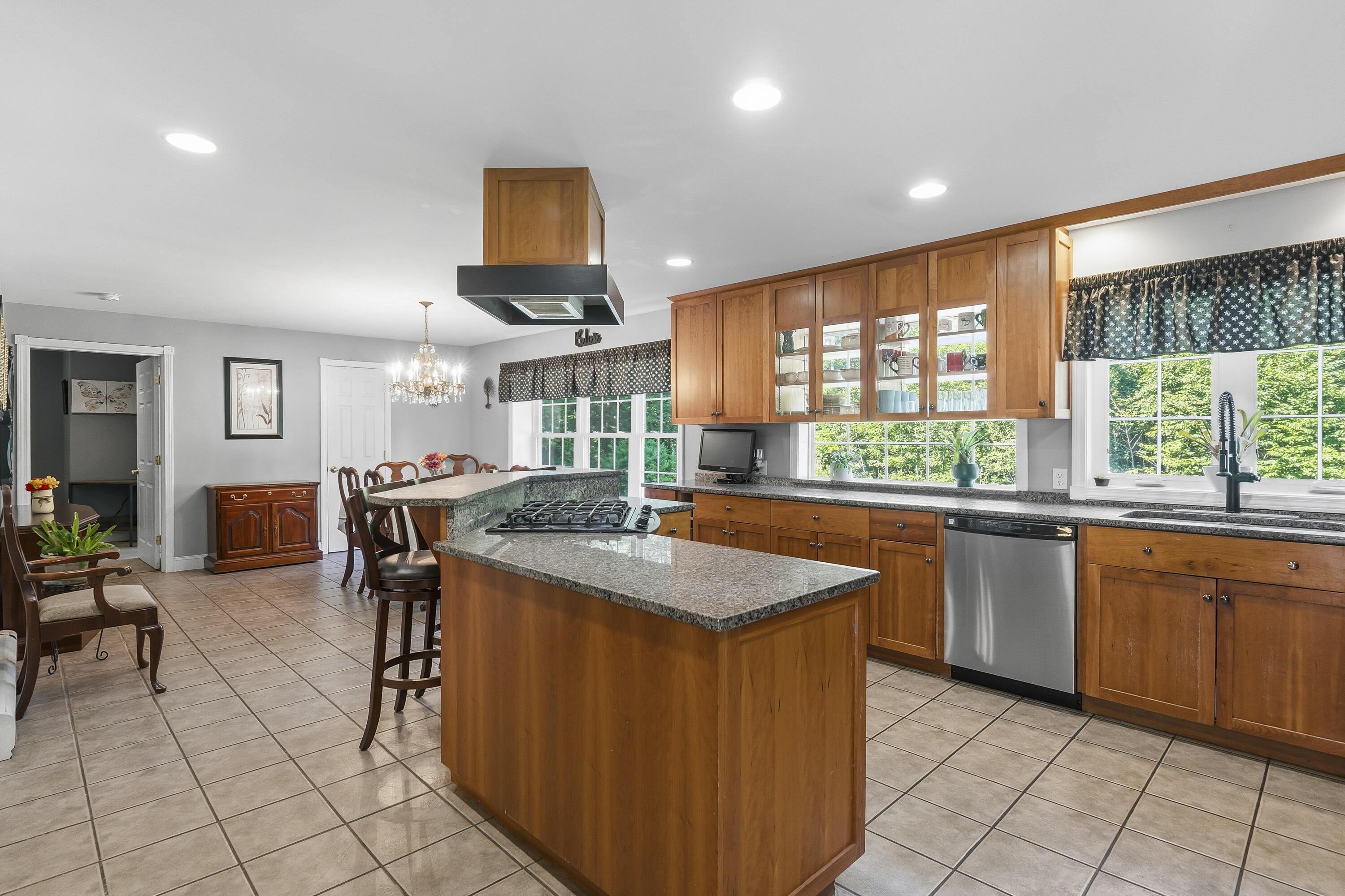 79 Beaver Pond Road Topsham, ME 04086 - Photo 13 of 74 Kitchen