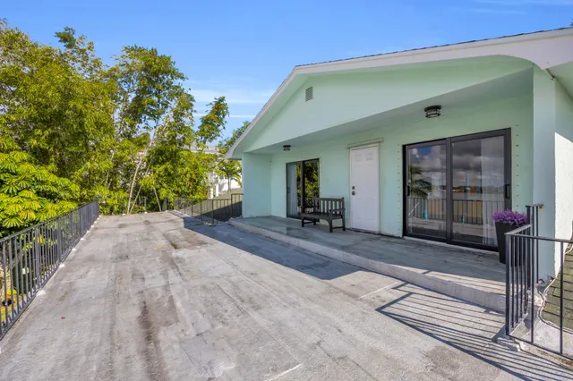 $4,900,000 | 1305 Peninsular Road, Jupiter, FL 33469