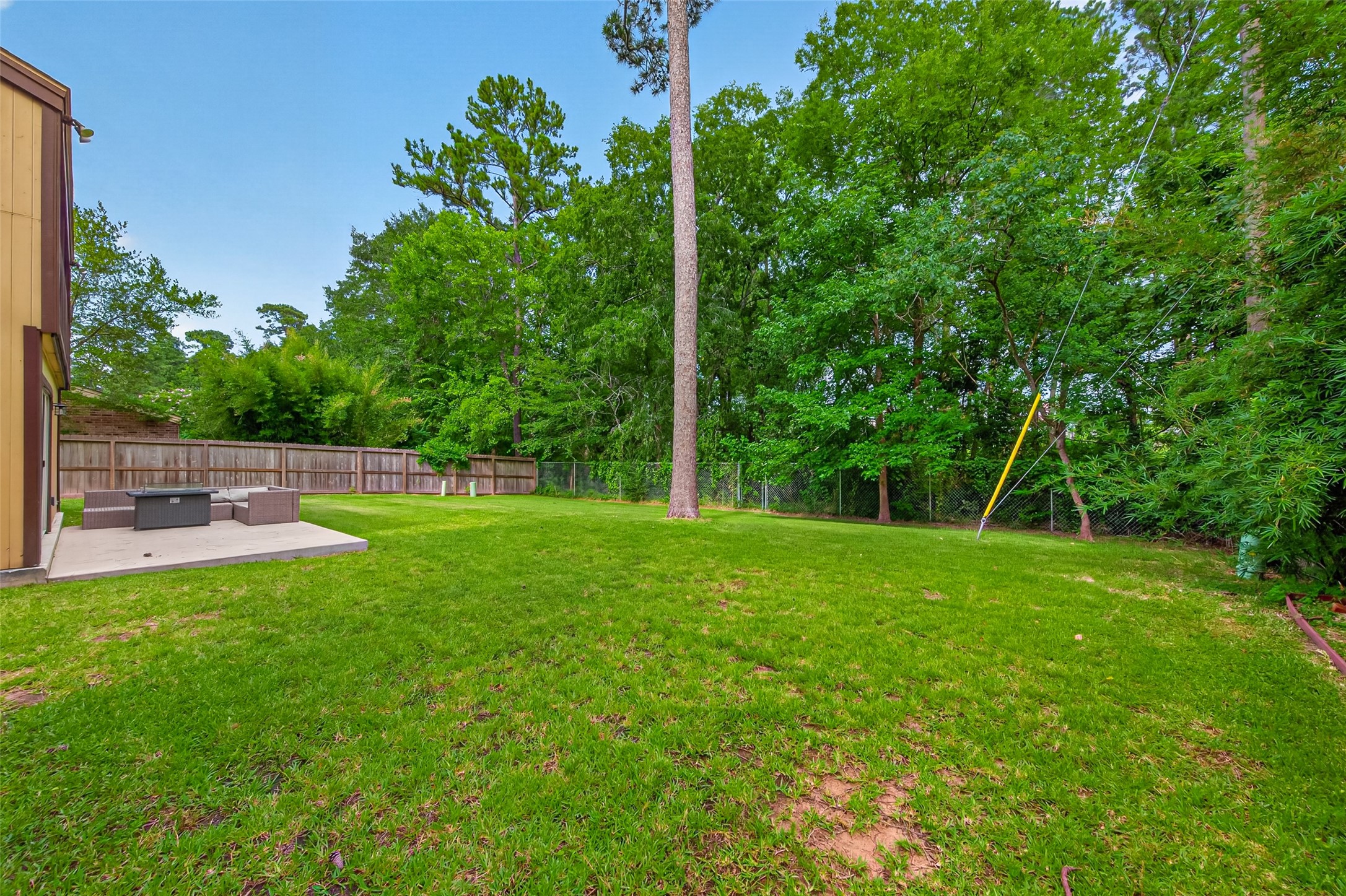 23610 Creekview Drive Spring, TX 77389 - Photo 37 of 43