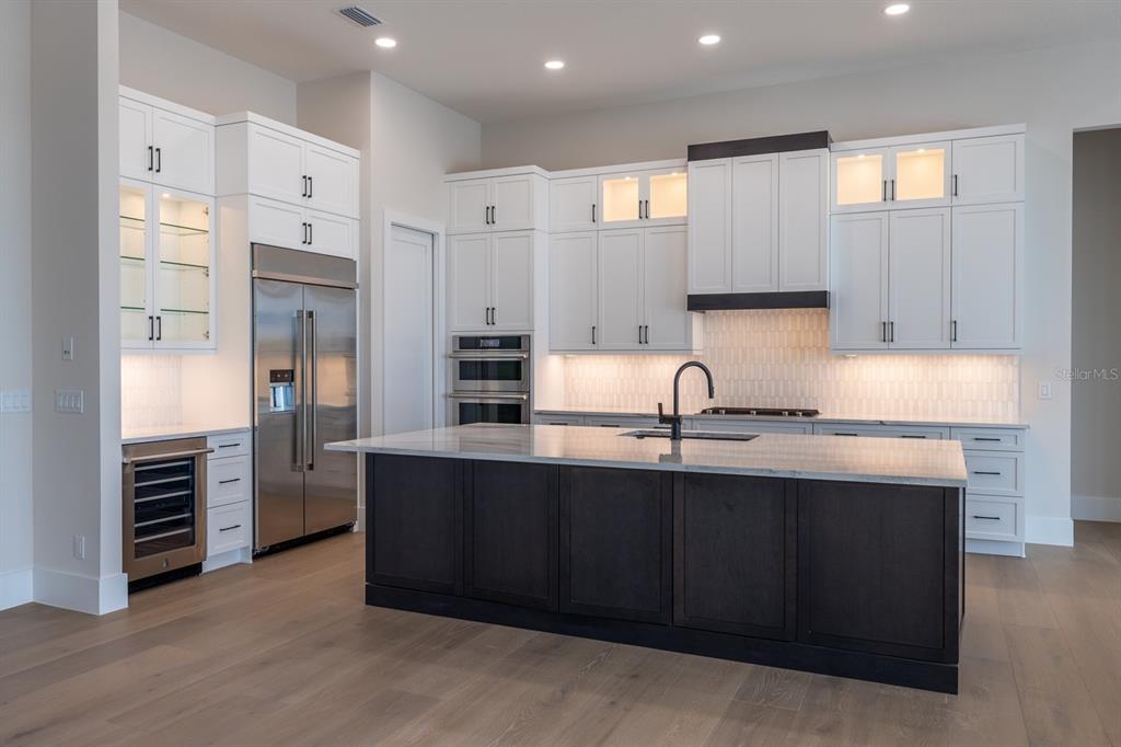 1003 Blue Shell Loop Sarasota, FL 34240 - Photo 2 of 9 Gallery Image 2