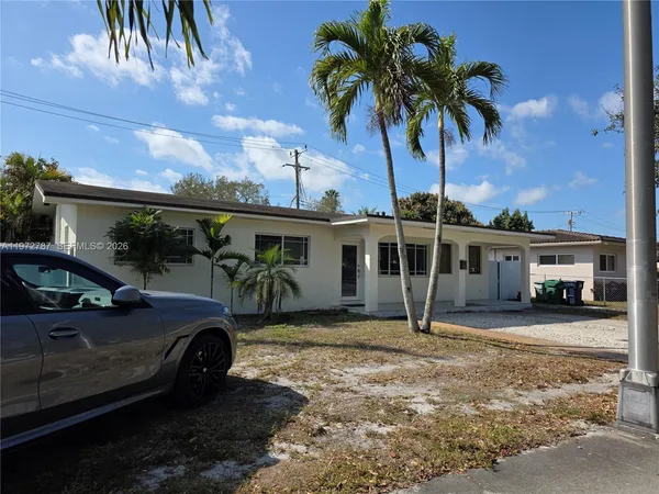$3,500 | 6240 Northwest 114th Street, Unit 6240, Hialeah, FL 33012