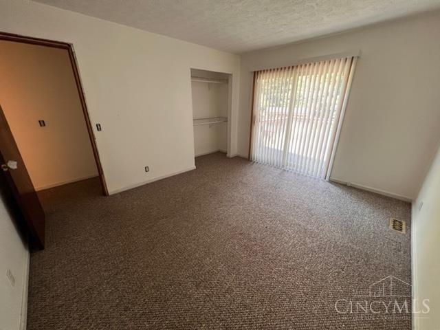 4833 Stoneybrook Road Cincinnati, OH 45244 - Photo 11 of 27 Gallery Image 11