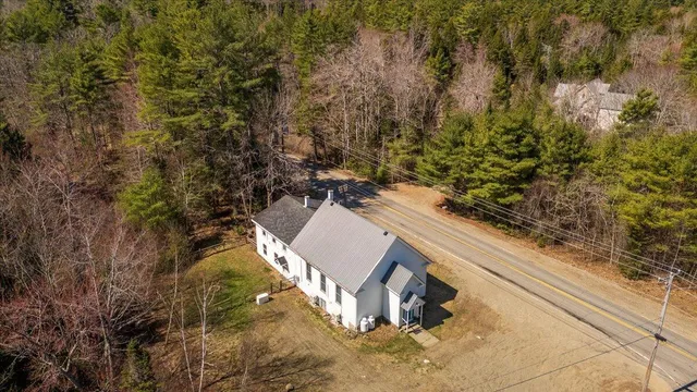 $325,000 | 2910 Burkettville Road, Liberty, ME 04949