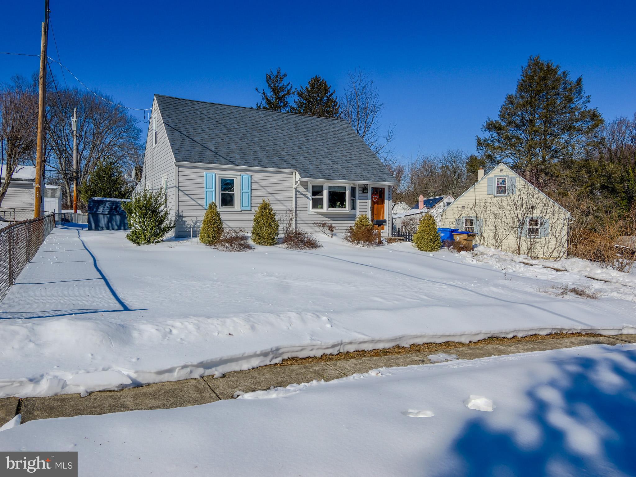 118 North Line Road Newtown Square, PA 19073 - Photo 4 of 69 a view of a house with snow on the road