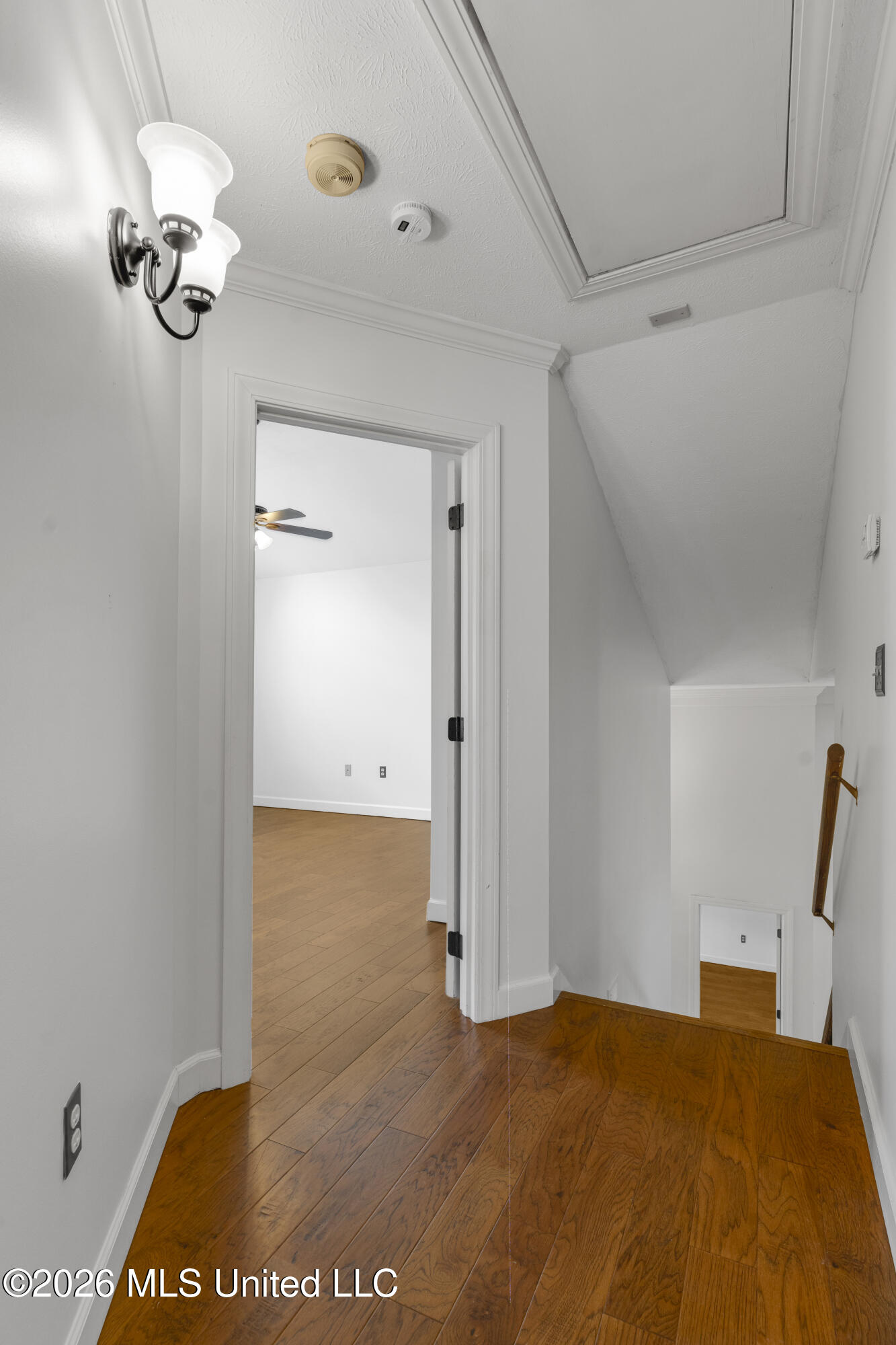 109 Willow Brook Road Brandon, MS 39047 - Photo 20 of 32 Upstairs hallway