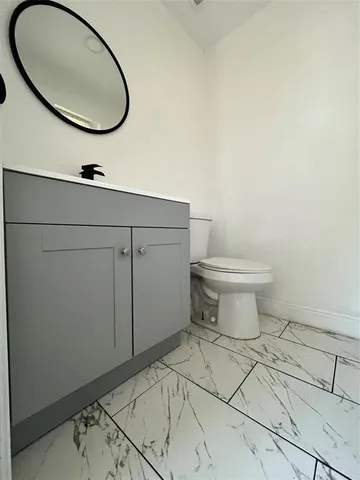 $1,800 | 15140 Oakwood Lane, Balch Springs, TX 75180