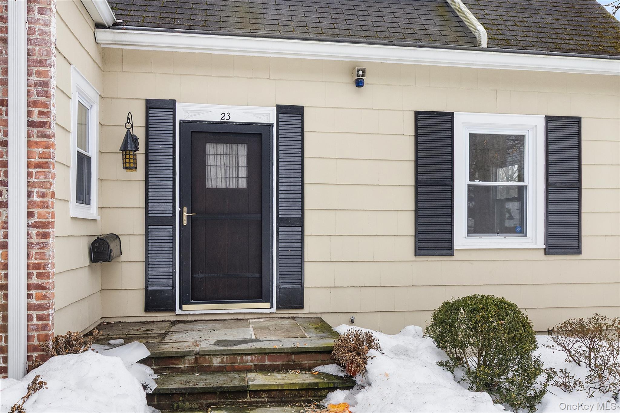 23 Garretson Road White Plains, NY 10604 - Photo 3 of 33 a front view of a house
