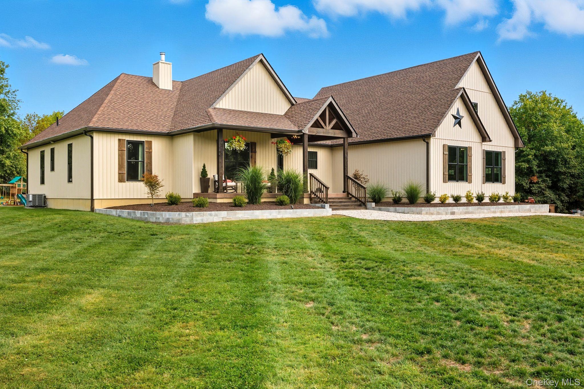 11 Knolls Road Wallkill, NY 12589 - Photo 12 of 48 a front view of a house with a yard
