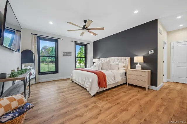 $911,599 | 11 Knolls Road, Wallkill, NY 12589