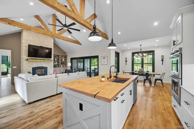 $911,599 | 11 Knolls Road, Wallkill, NY 12589