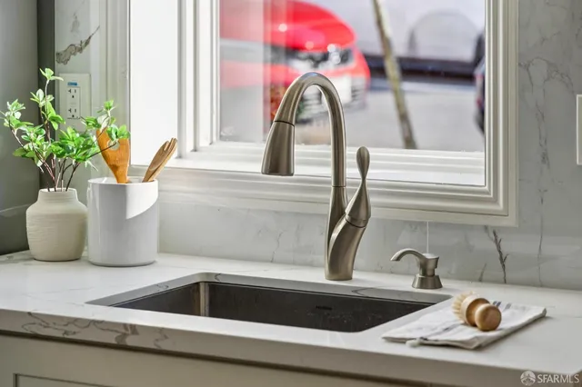 $1,795,000 | 696 22nd Avenue, San Francisco, CA 94121