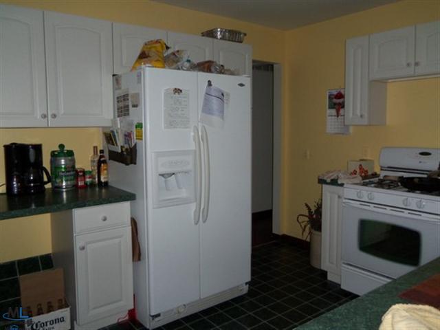 5103 Millis Road North Branch, MI 48461 - Photo 8 of 16 31103633-7.JPG