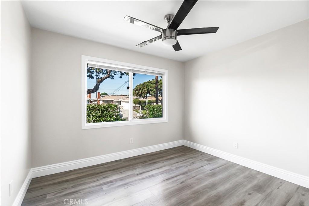 902 East 163rd Street Carson, CA 90746 - Photo 17 of 41