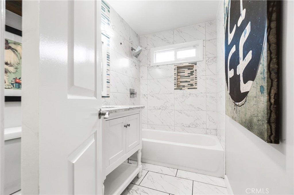 902 East 163rd Street Carson, CA 90746 - Photo 22 of 41