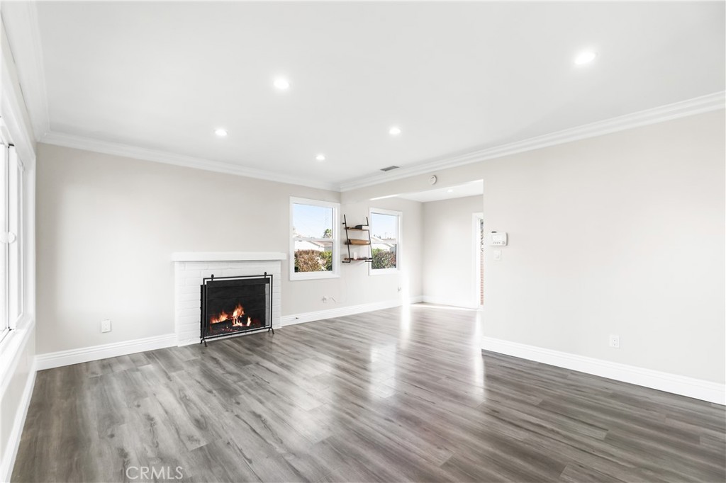 902 East 163rd Street Carson, CA 90746 - Photo 8 of 41