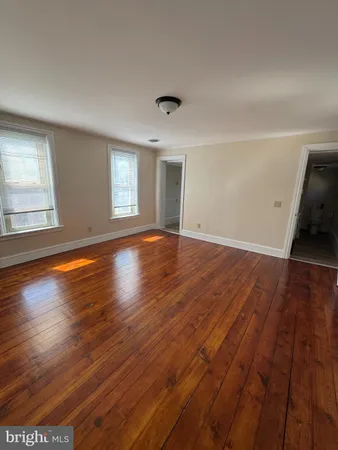 $1,295 | 28 West Stiegel Street, Unit 2, Manheim, PA 17545