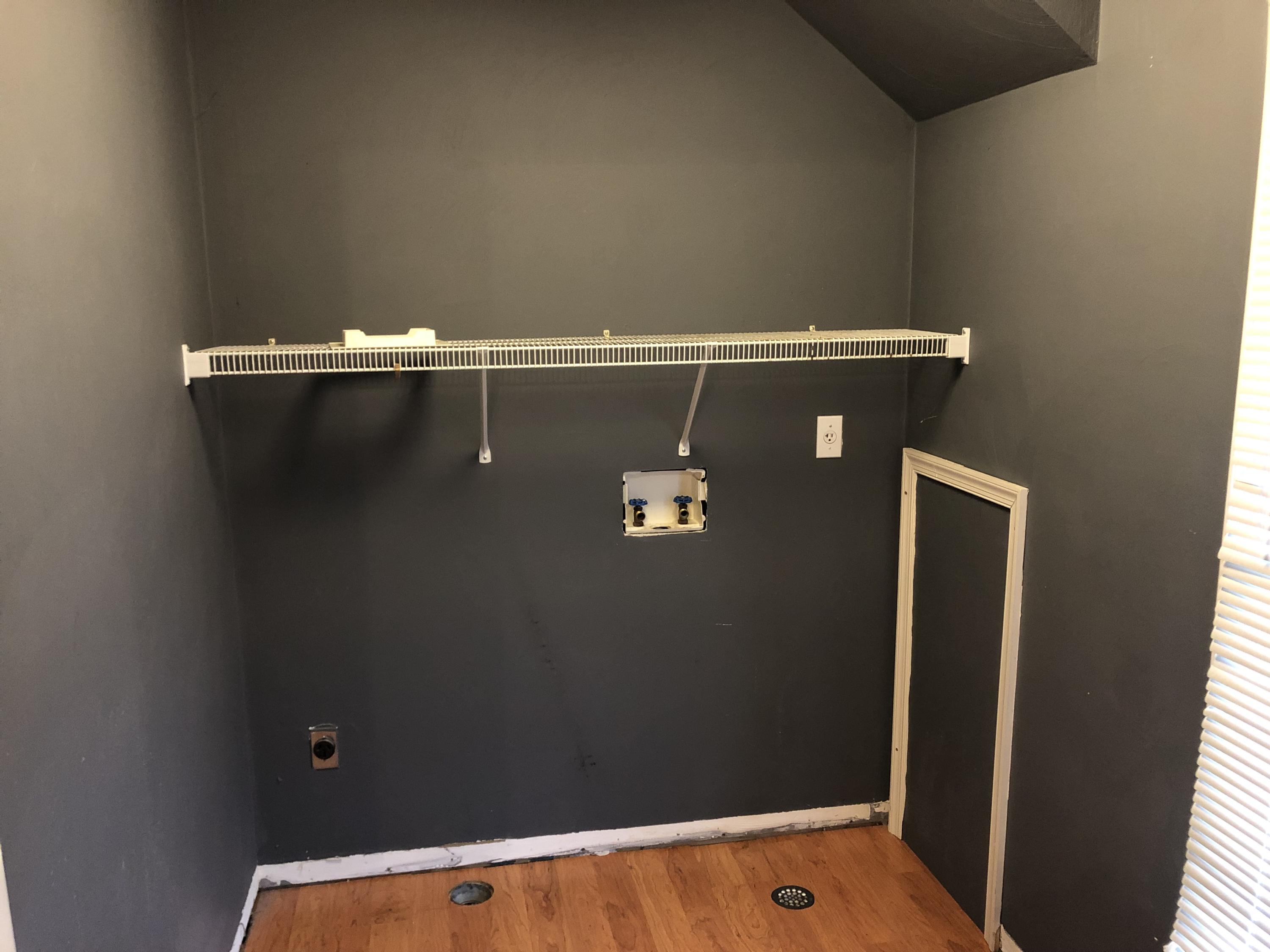 8286 Olsen Road Roanoke, VA 24019 - Photo 32 of 37 Laundry
