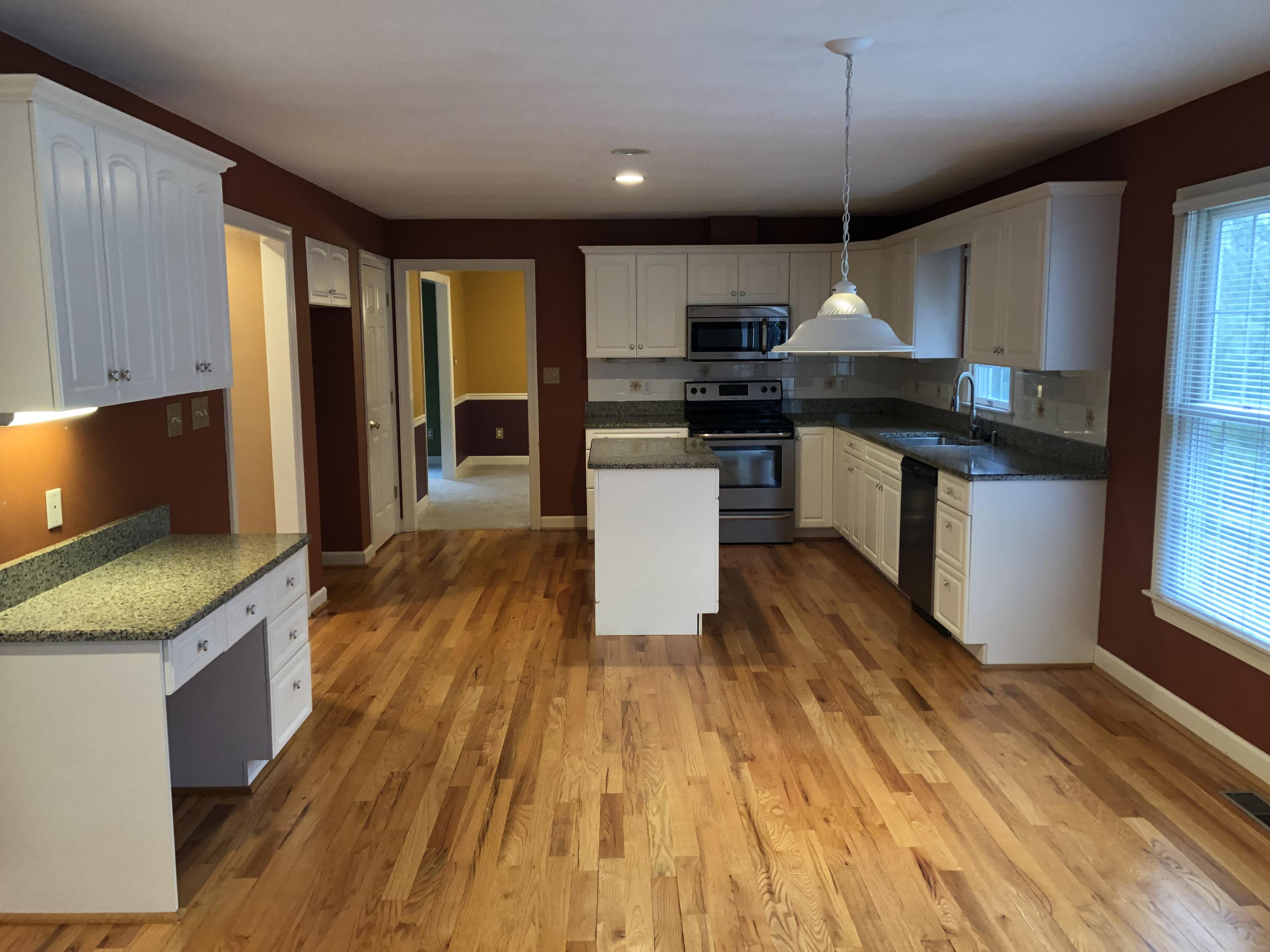 8286 Olsen Road Roanoke, VA 24019 - Photo 9 of 37 Kitchen 3