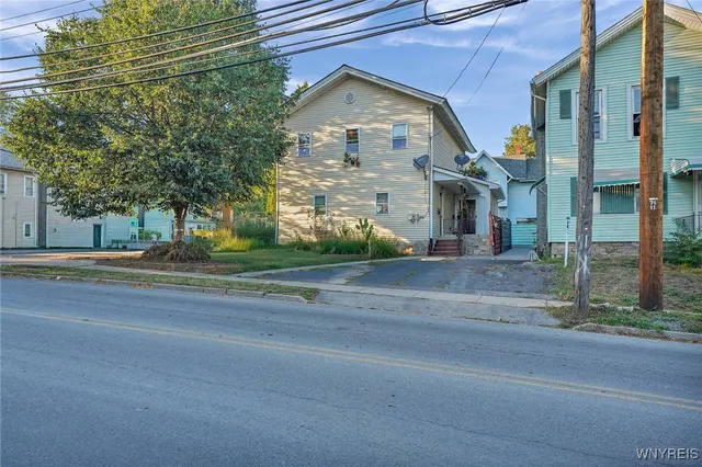$199,000 | 66 Grand Street, Lockport City, NY 14094