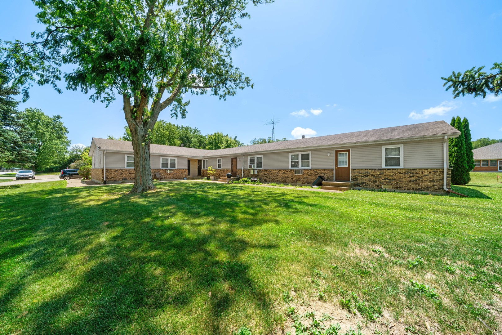 1610 Suydam Road Sandwich, IL 60548 - Photo 1 of 15 Gallery Image 1