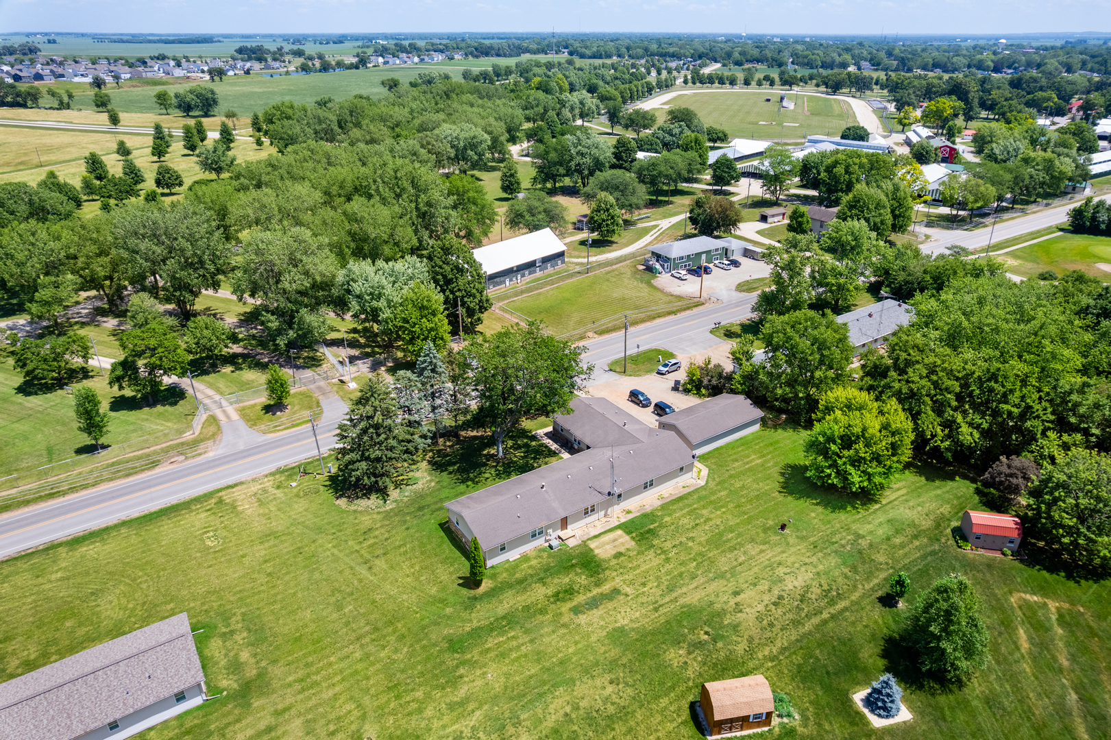 1610 Suydam Road Sandwich, IL 60548 - Photo 10 of 15 Gallery Image 10