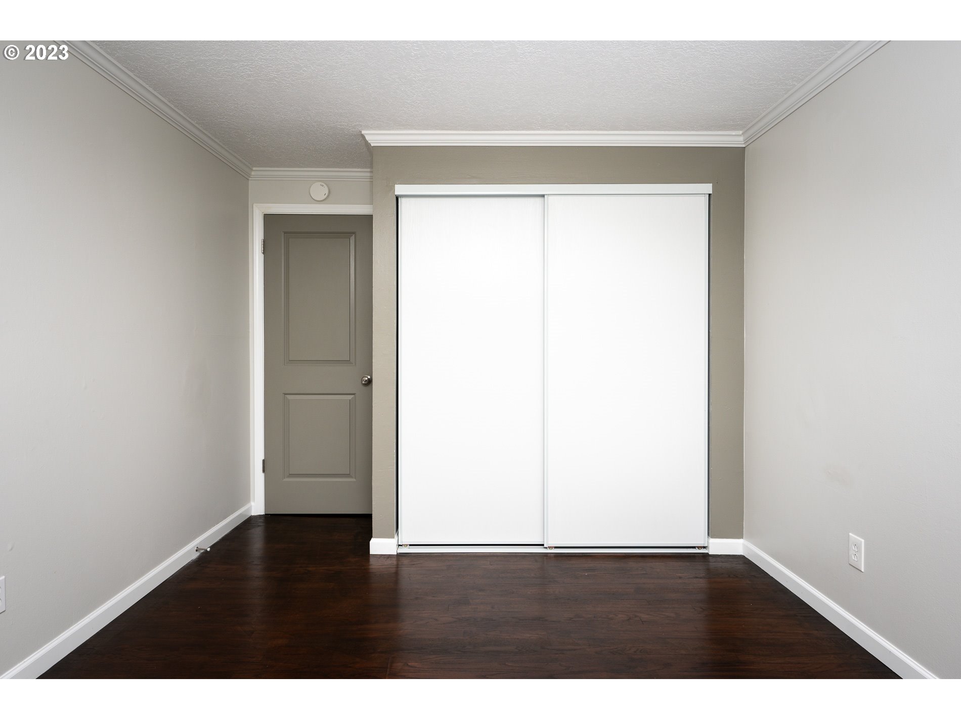 2115 Southwest 195th Avenue Aloha, OR 97003 - Photo 22 of 31