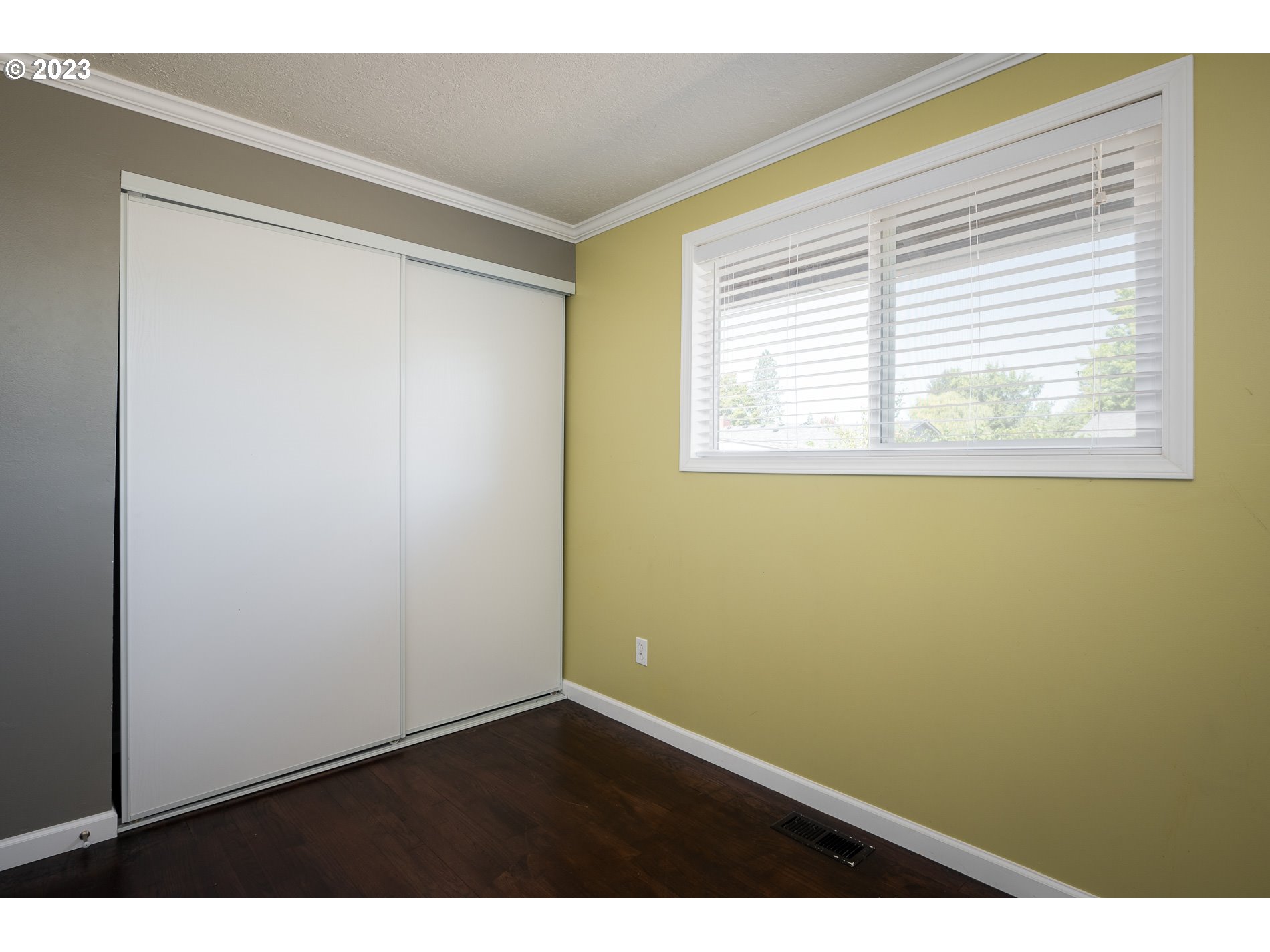 2115 Southwest 195th Avenue Aloha, OR 97003 - Photo 24 of 31