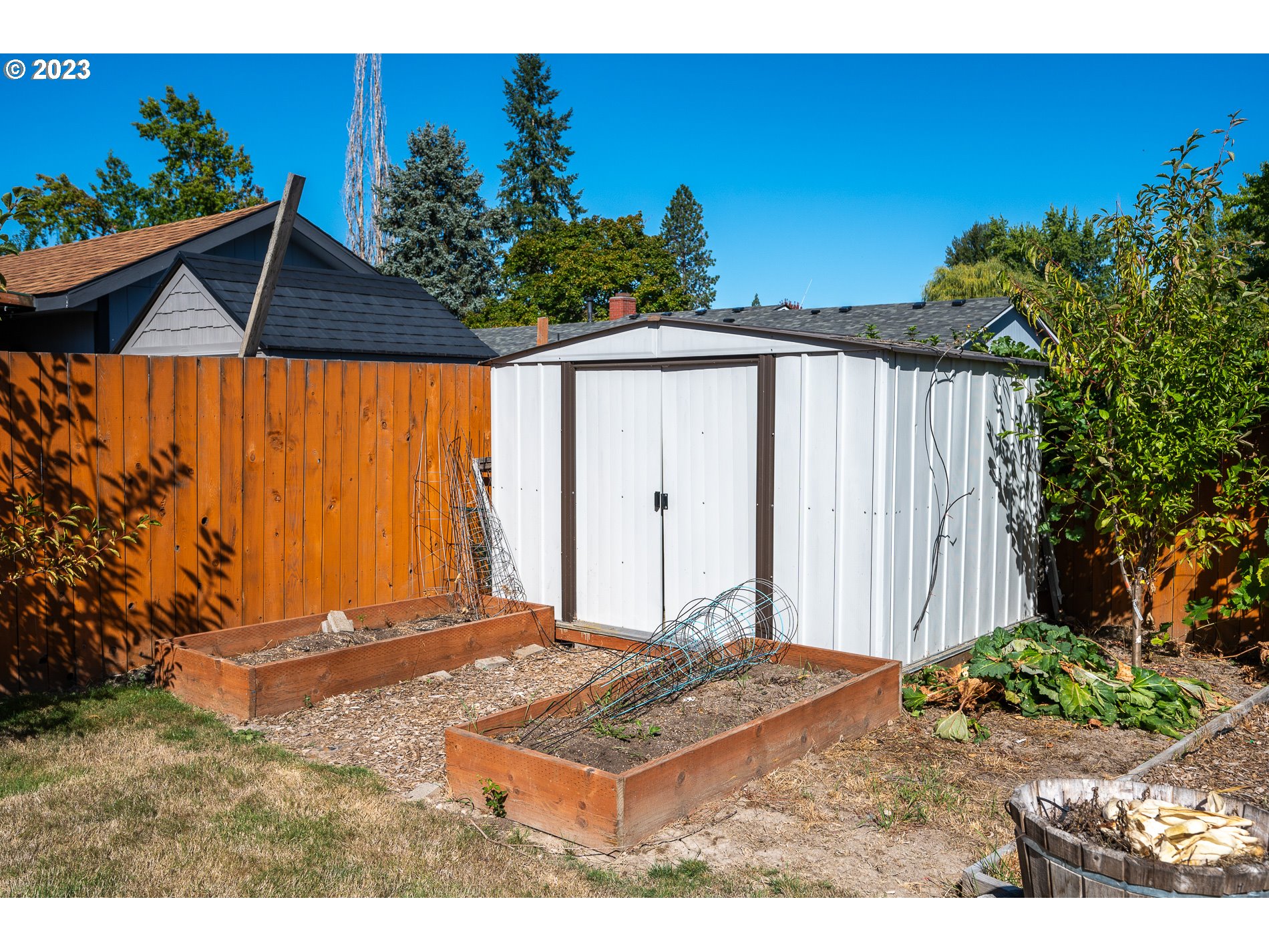 2115 Southwest 195th Avenue Aloha, OR 97003 - Photo 28 of 31