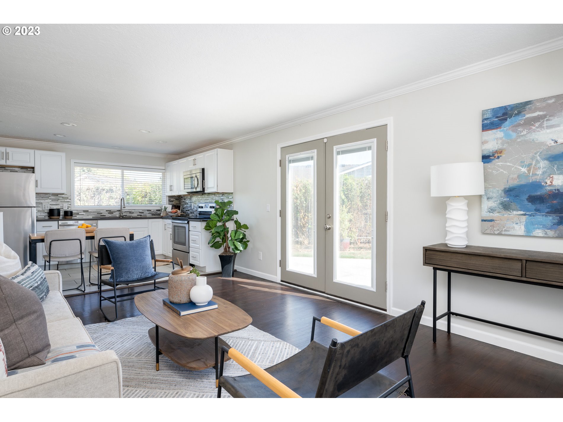 2115 Southwest 195th Avenue Aloha, OR 97003 - Photo 3 of 31