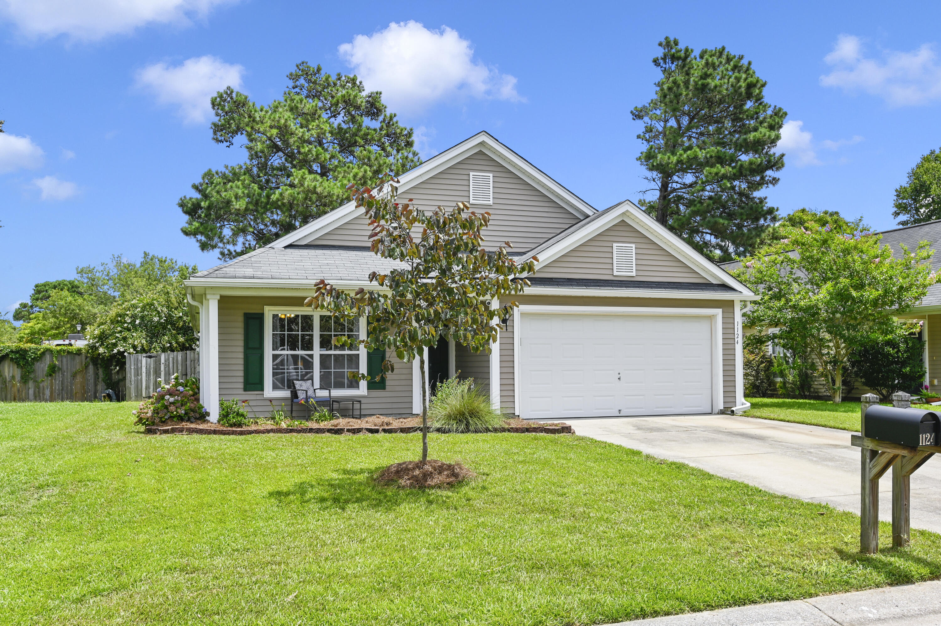 1124 Deerberry Road Hanahan, SC 29445 - Photo 26 of 26 _DSC1820