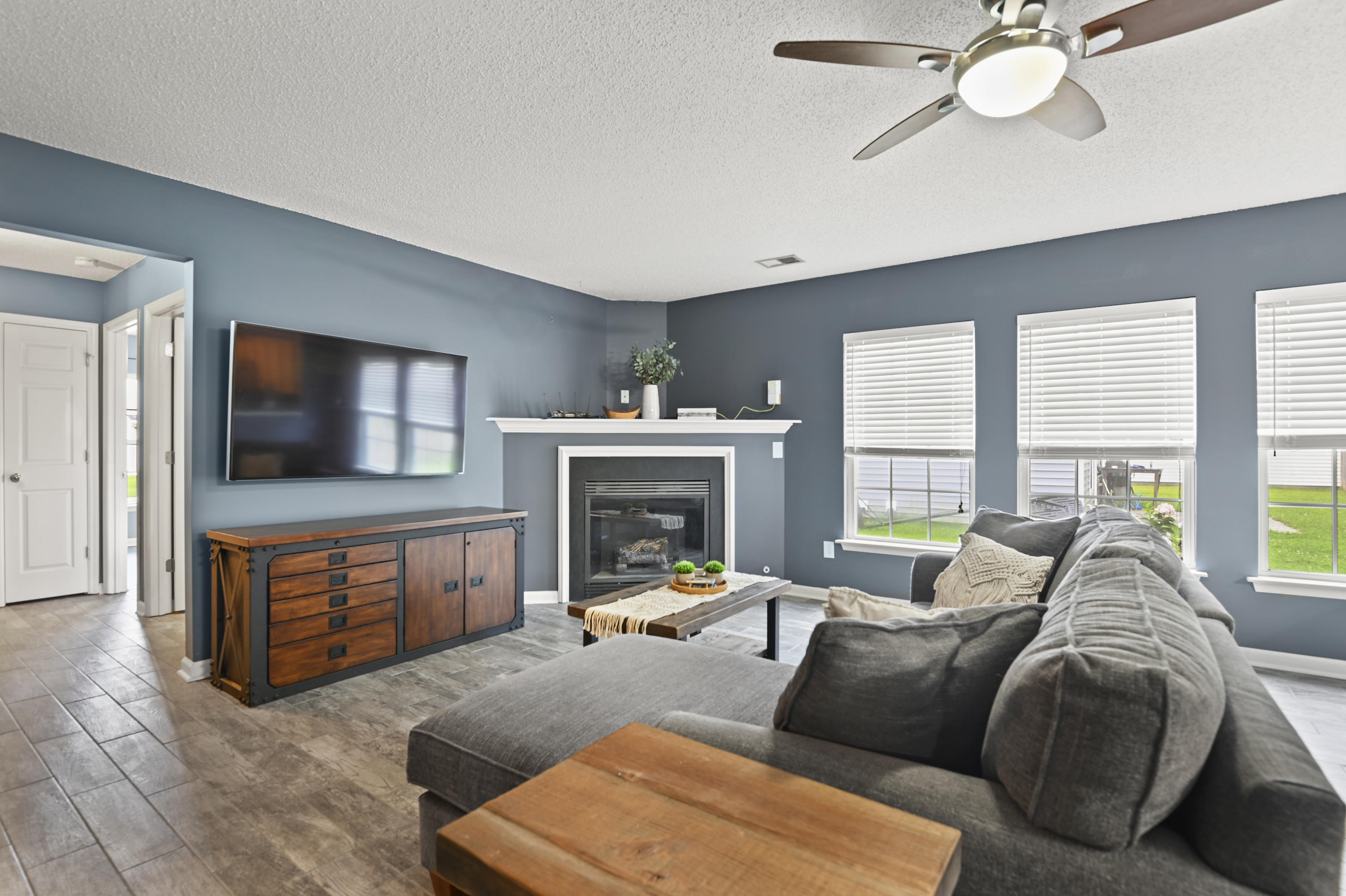 1124 Deerberry Road Hanahan, SC 29445 - Photo 8 of 26 _DSC1914