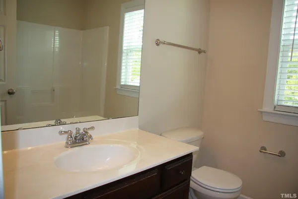 $2,050 | 2021 Chancellor Place, Raleigh, NC 27603