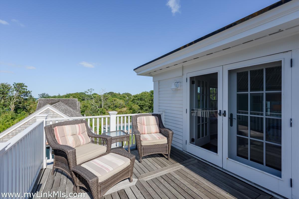 27 Pierce Lane Edgartown, MA 02539 - Photo 11 of 49 Second floor porch