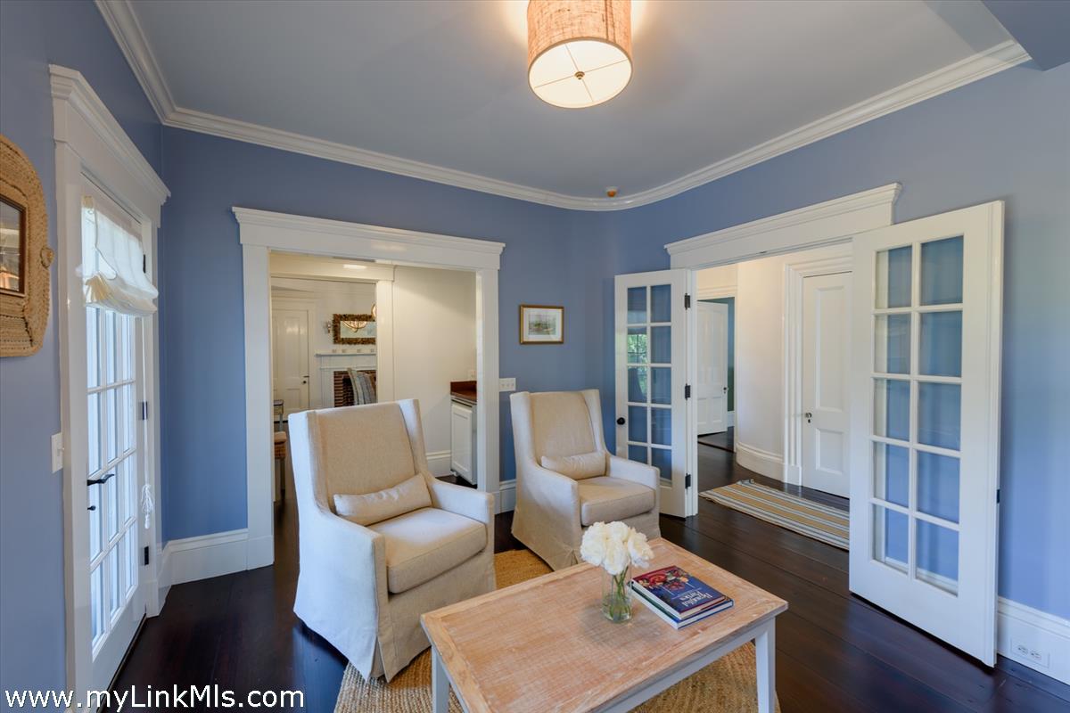 27 Pierce Lane Edgartown, MA 02539 - Photo 18 of 49 Gallery Image 18
