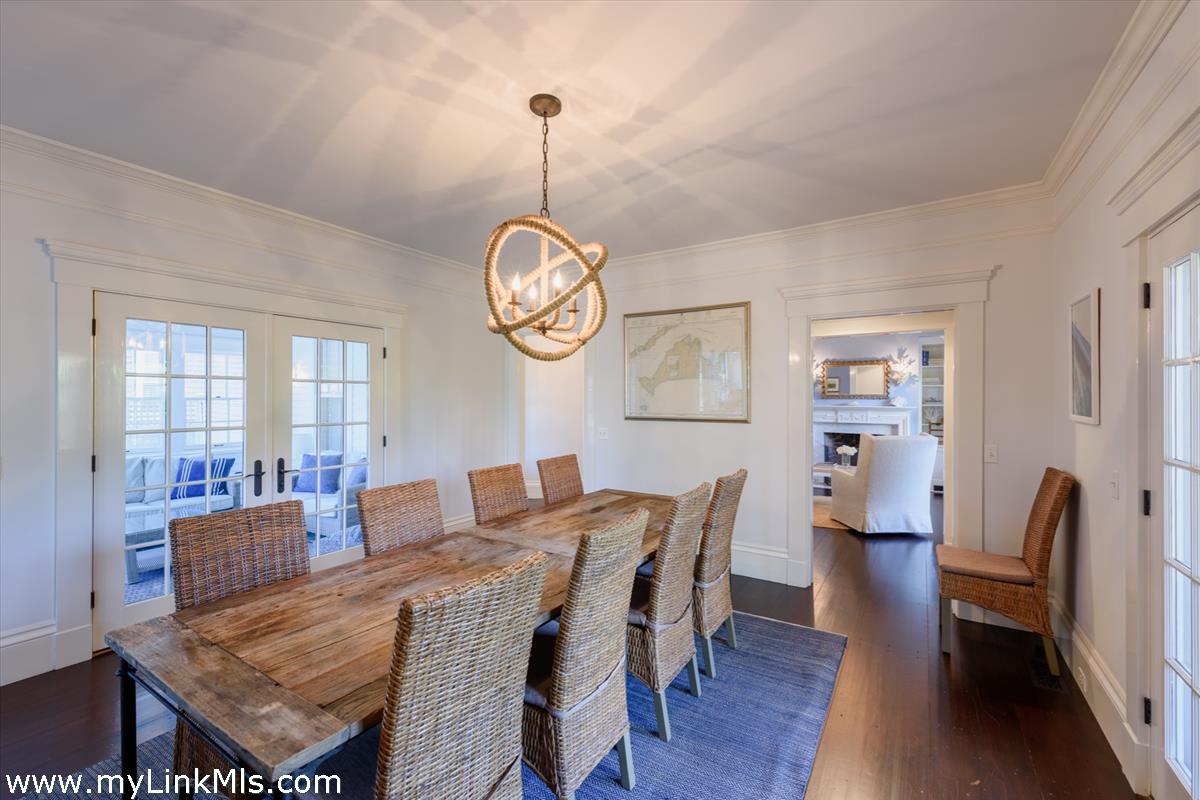 27 Pierce Lane Edgartown, MA 02539 - Photo 21 of 49 Dining
