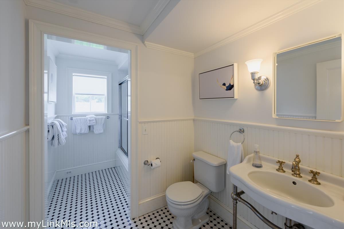 27 Pierce Lane Edgartown, MA 02539 - Photo 36 of 49 Bath