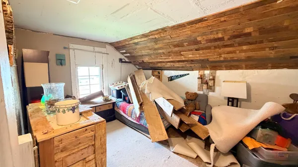 $70,000 | 213 Clinton Street, Austin, MN 55912