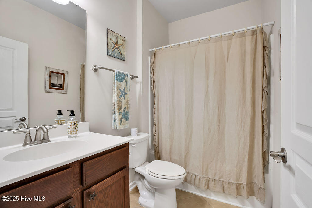 5081 Ballast Road Southport, NC 28461 - Photo 27 of 47 Guest Bath
