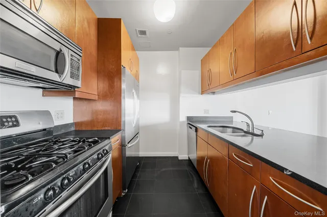 $6,500 | 380 Lenox Avenue, Unit PH12F | Central Harlem