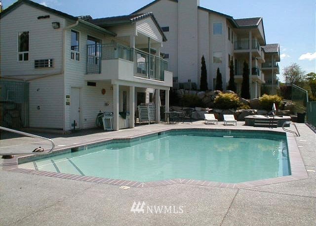 808 West Manson Road, Unit B204 Chelan, WA 98816 - Photo 1 of 14 Gallery Image 1