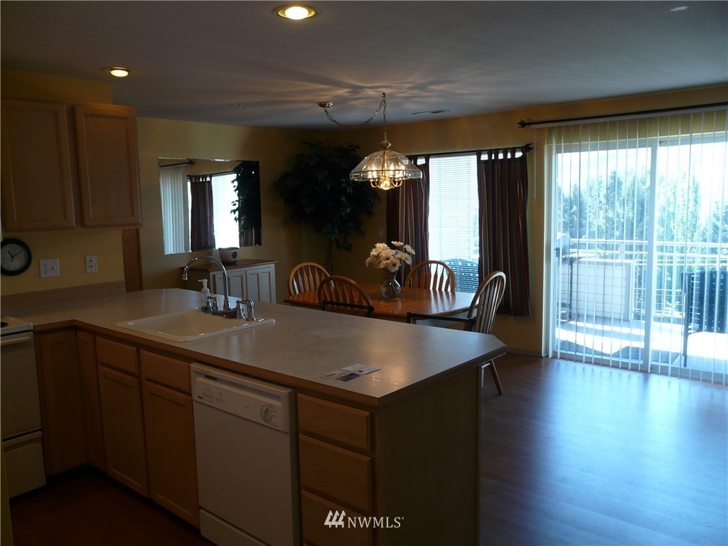 808 West Manson Road, Unit B204 Chelan, WA 98816 - Photo 8 of 14 Gallery Image 8
