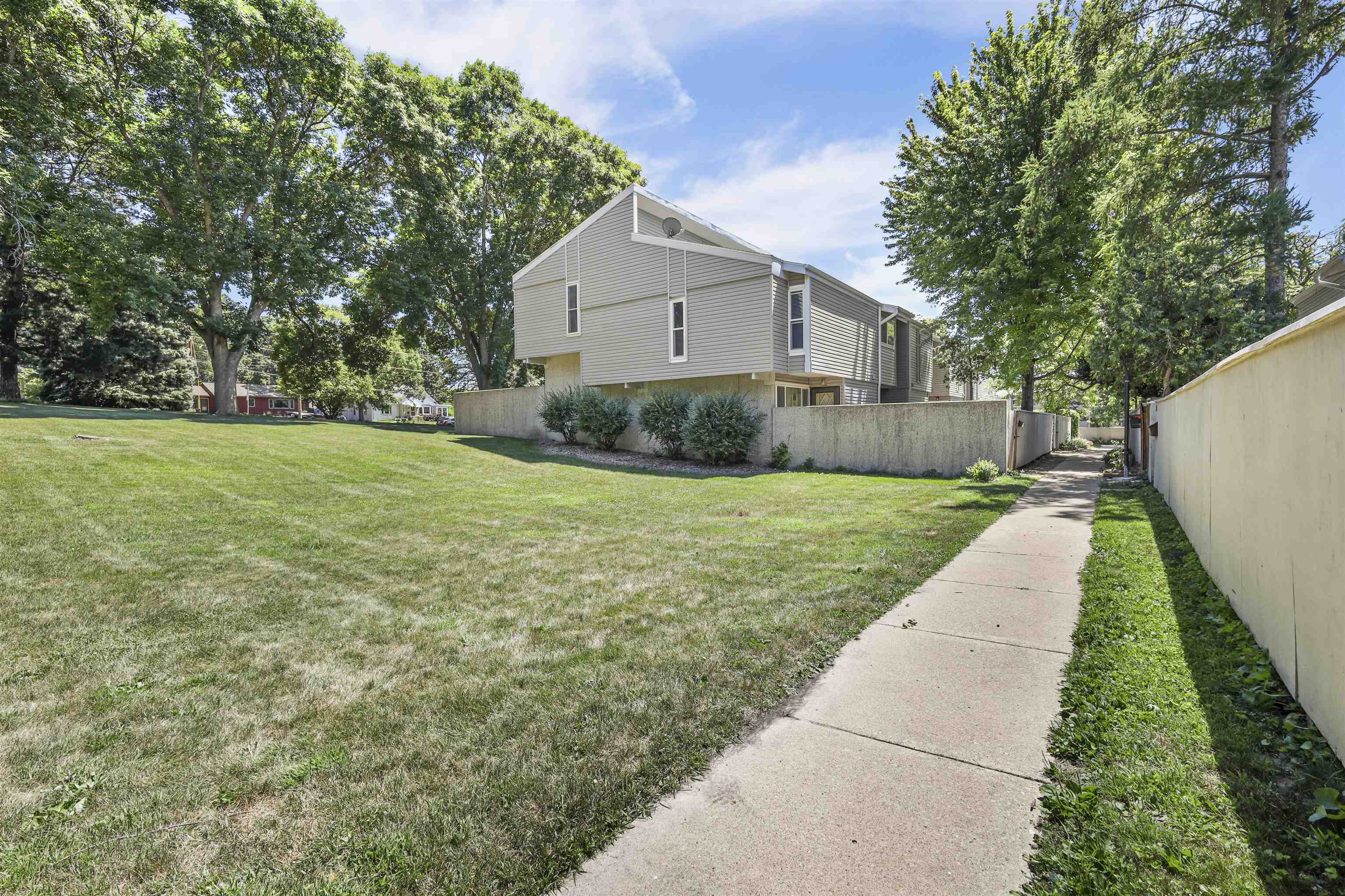 340 East Madison, WI 53704 - Photo 5 of 50