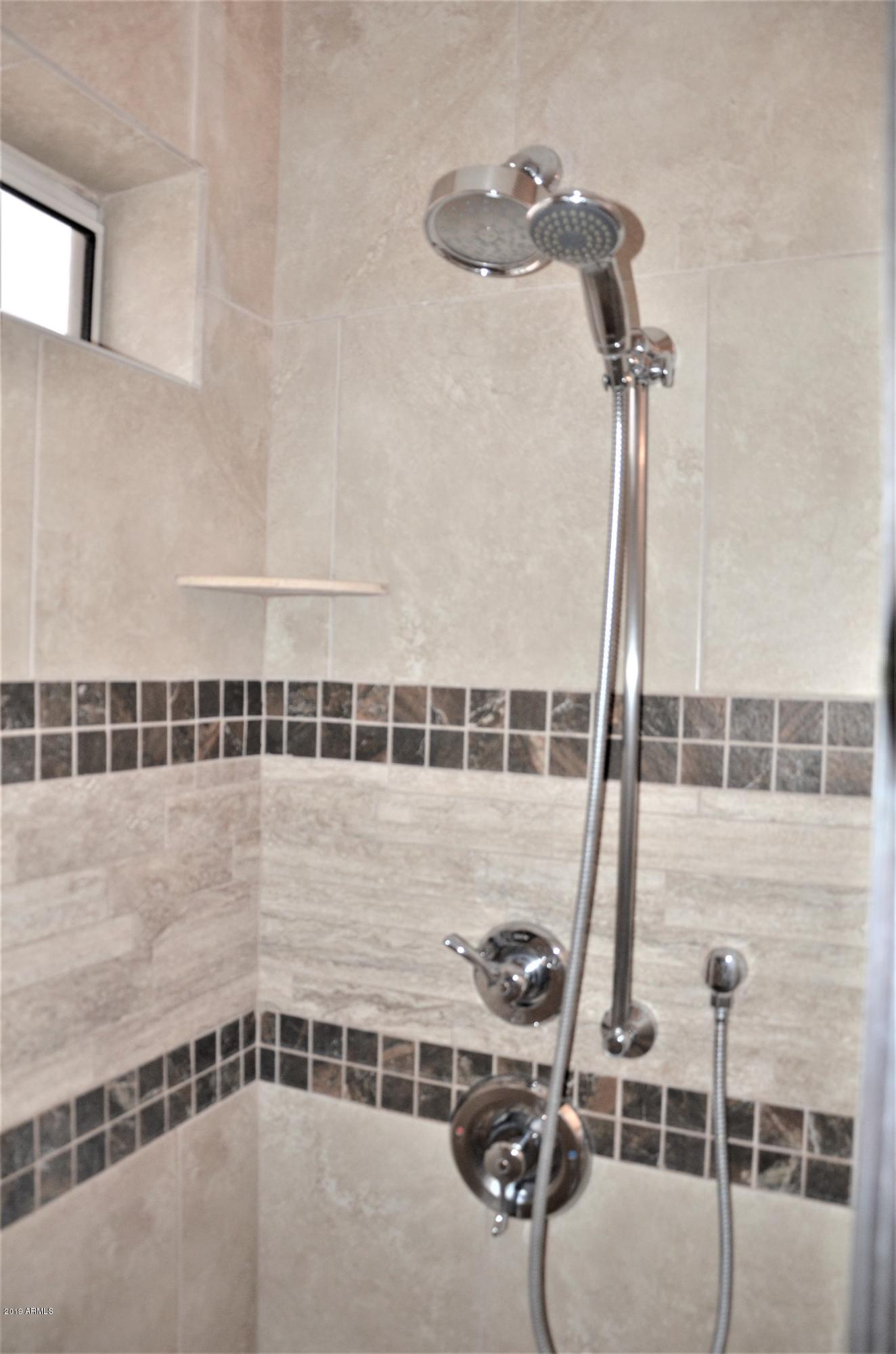 837 West Shellfish Drive Gilbert, AZ 85233 - Photo 16 of 31 Second Bath Shower