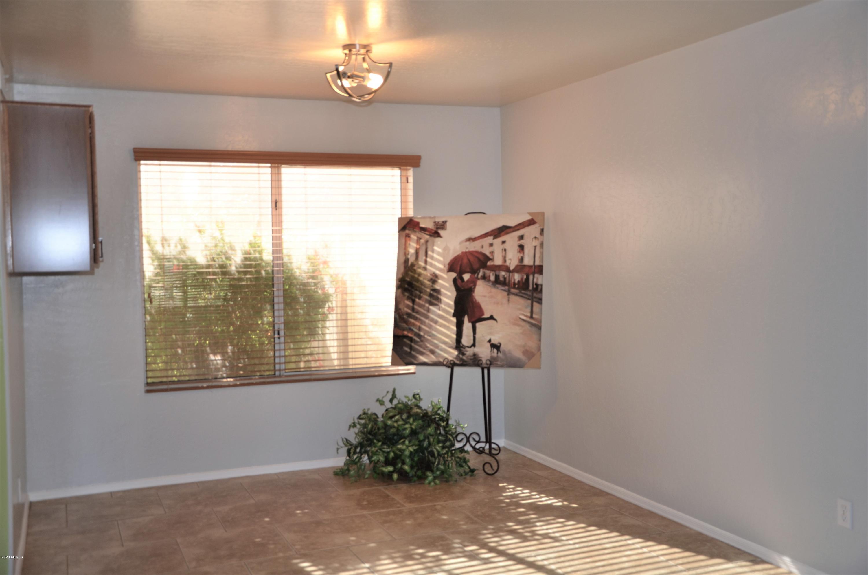 837 West Shellfish Drive Gilbert, AZ 85233 - Photo 4 of 31 Dining