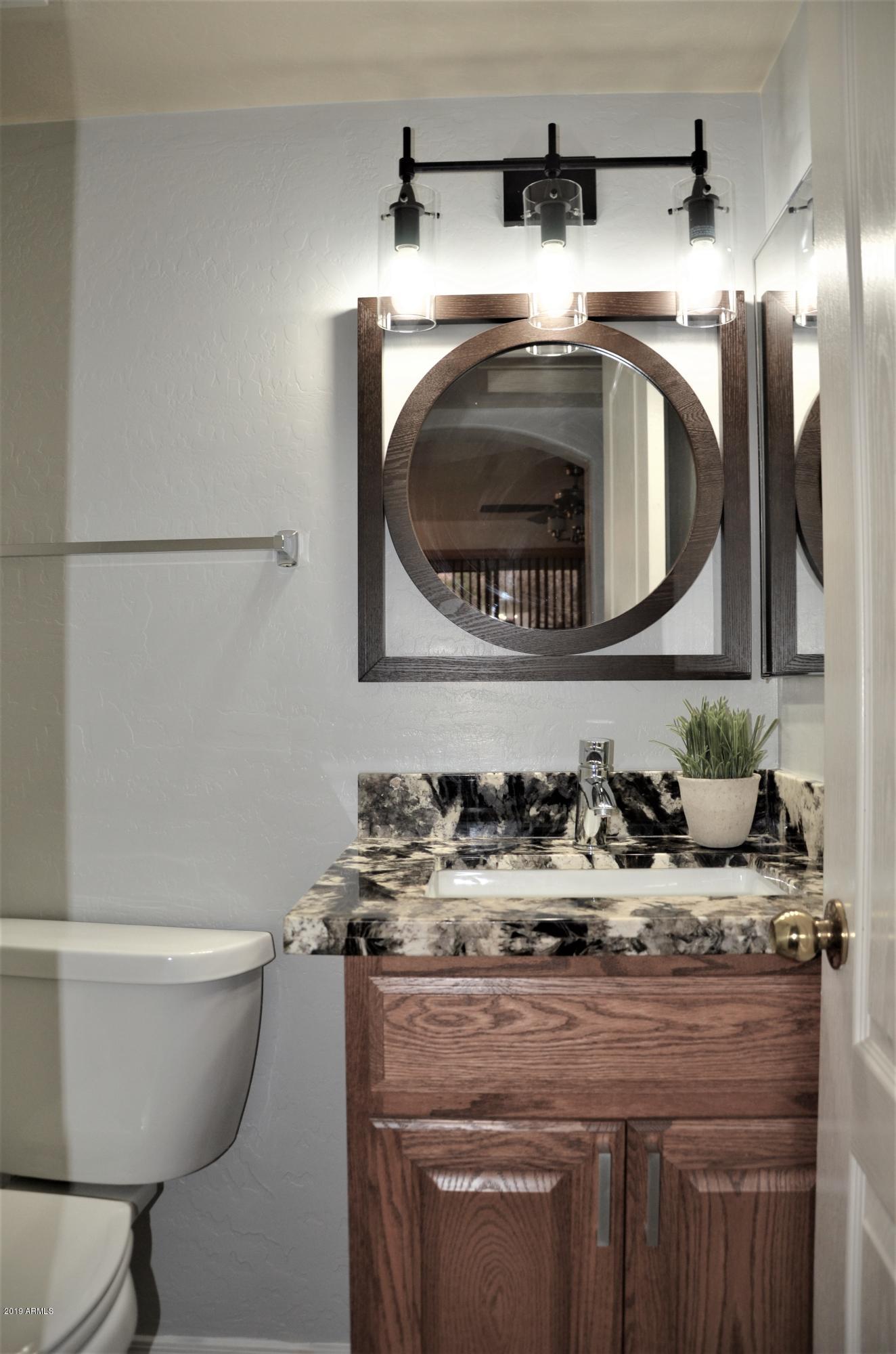 837 West Shellfish Drive Gilbert, AZ 85233 - Photo 9 of 31 Half Bath
